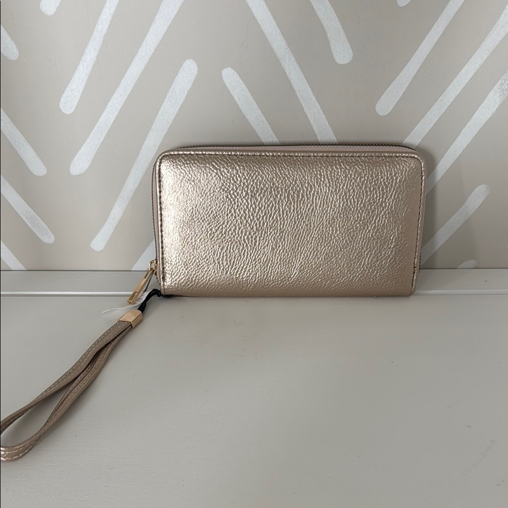 Gold/Champagne Metallic Wristlet Wallet NWT!